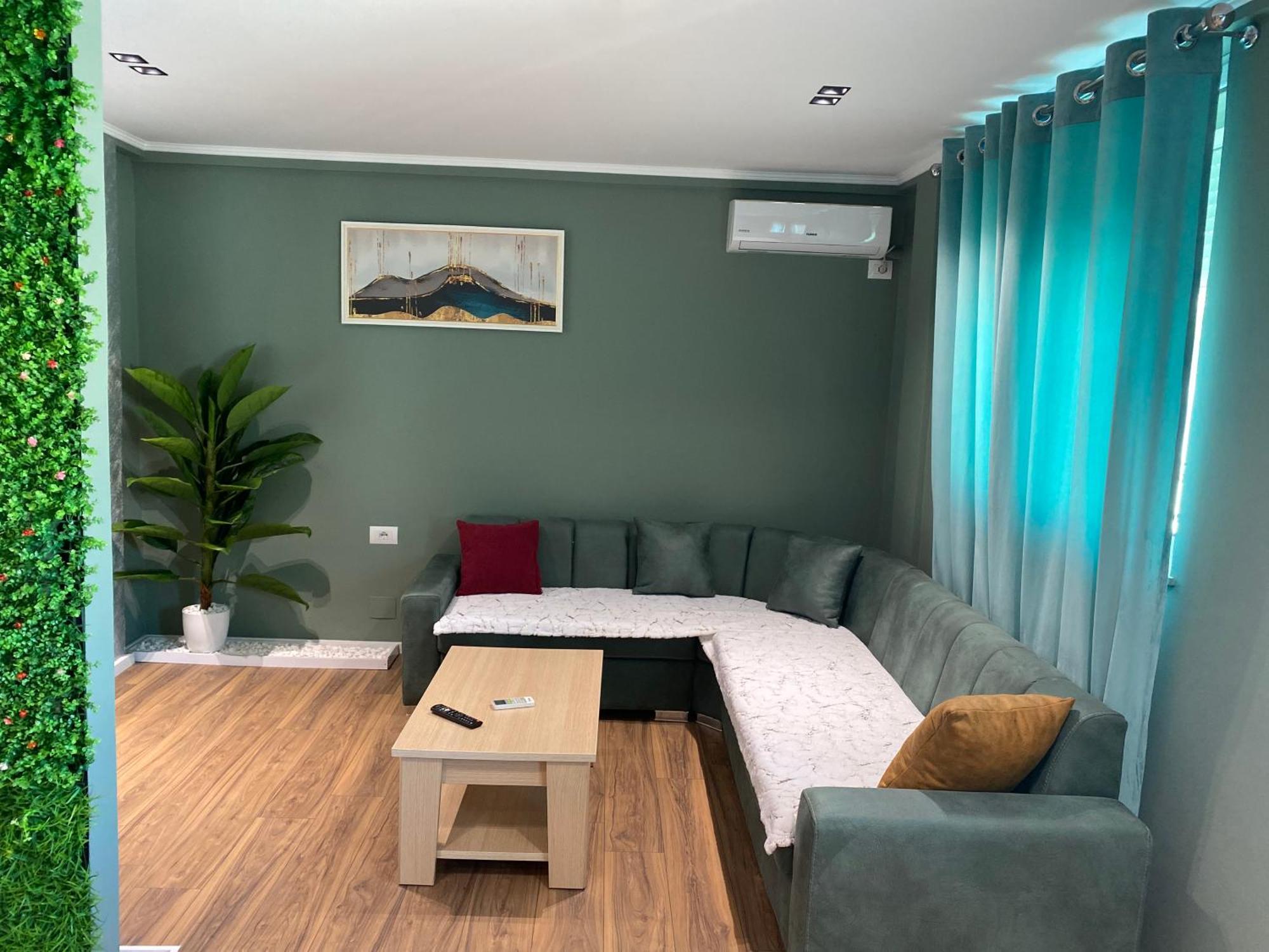 Novs Apartment3 Gjirokaster Luaran gambar